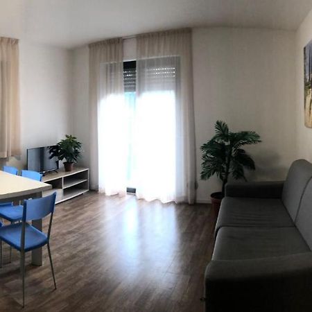 Appartamenti Lago Blu 加尔达湖滨 外观 照片